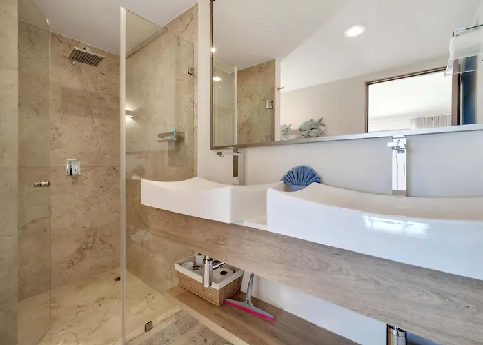 Сasa de vacaciones Marvelous Brand New 2 Bedroom - Pool With Ocean Views