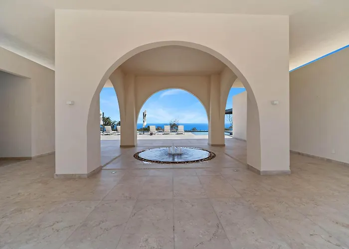 Marvelous Brand New 2 Bedroom - Pool With Ocean Views Cabo San Lucas