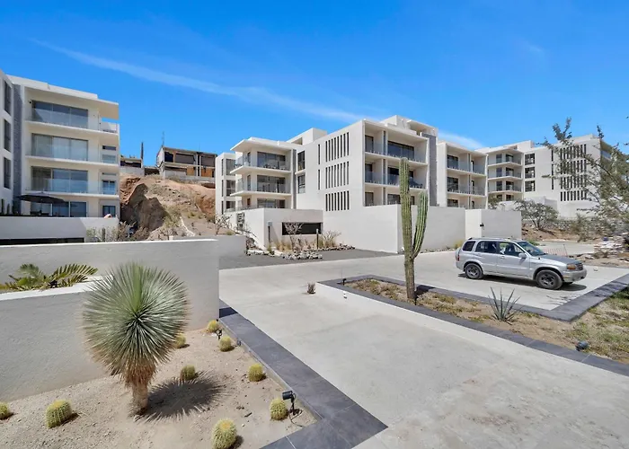 Marvelous Brand New 2 Bedroom - Pool With Ocean Views Сasa de vacaciones Cabo San Lucas